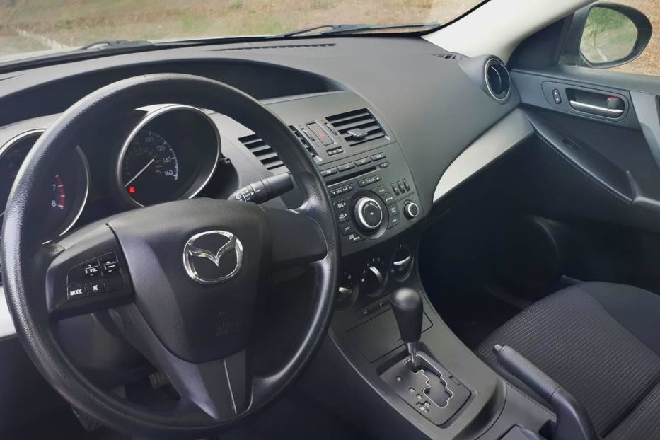 Продам Mazda 3 2012 года в Днепре