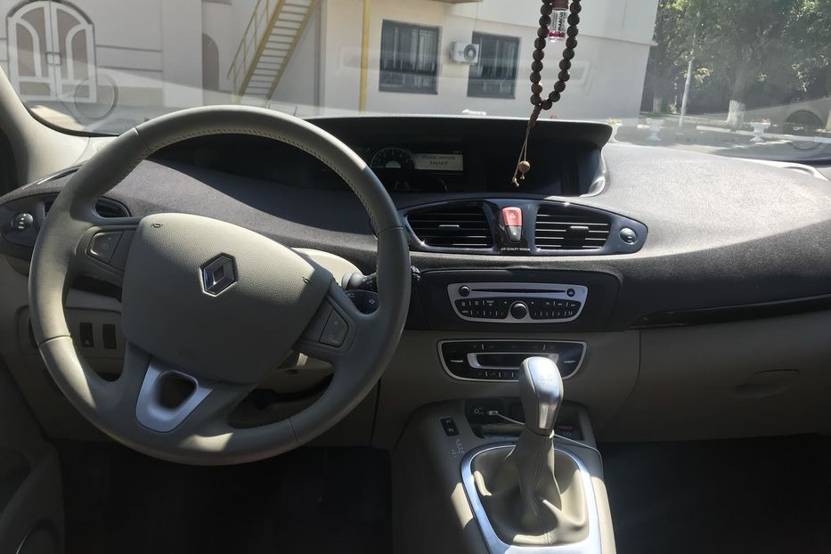 Продам Renault Grand Scenic KLIMA NAVI 2011 года в Одессе