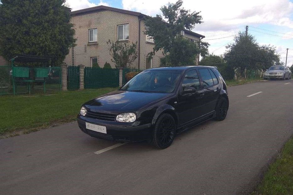 Продам Volkswagen Golf IV 2000 года в Киеве