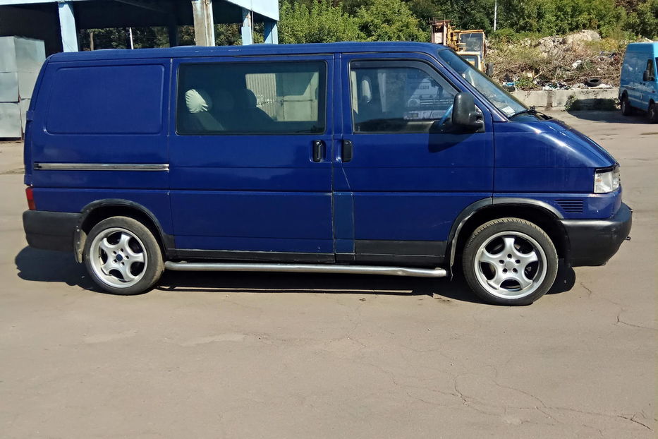 Продам Volkswagen T4 (Transporter) пасс. 1996 года в Киеве