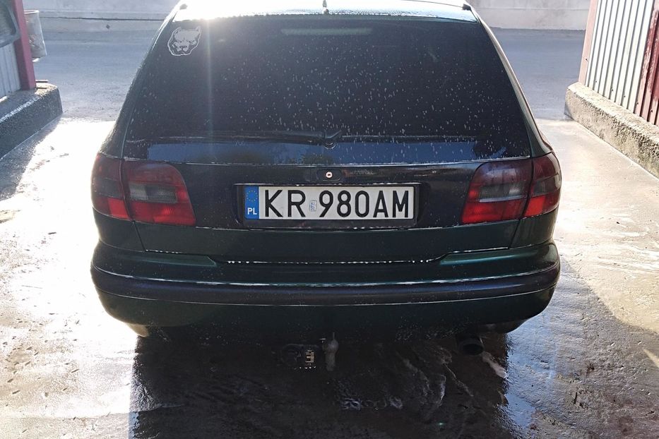 Продам Volvo V40 1998 года в Киеве