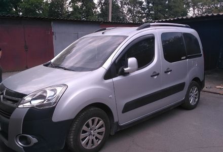 Продам Citroen Berlingo пасс. 2011 года в Киеве