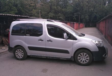 Продам Citroen Berlingo пасс. 2011 года в Киеве