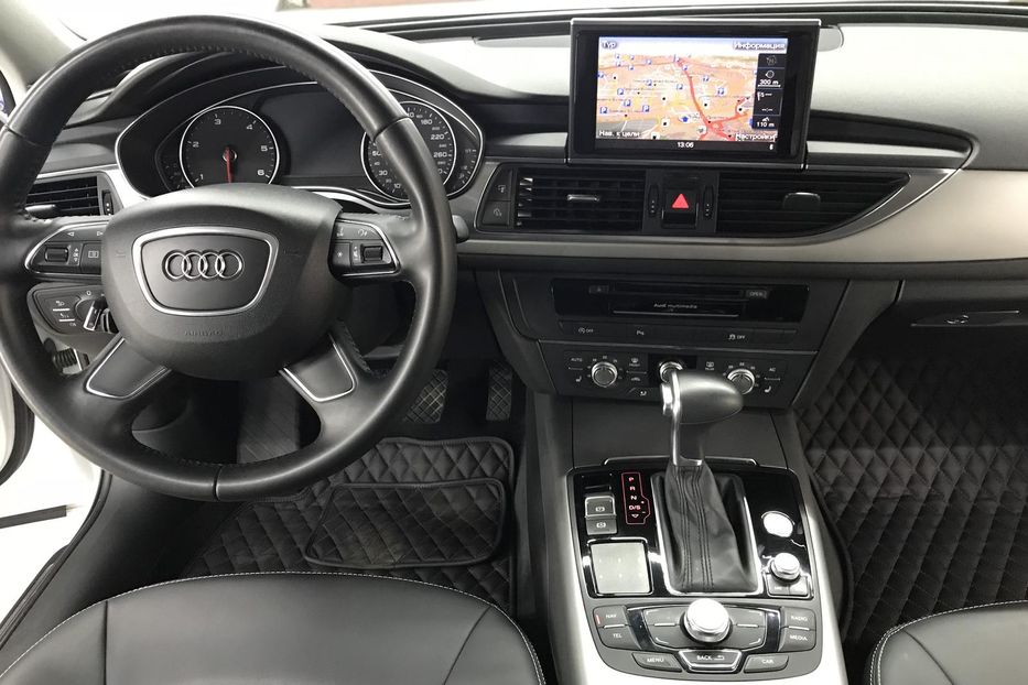 Продам Audi A6 2014 года в Киеве