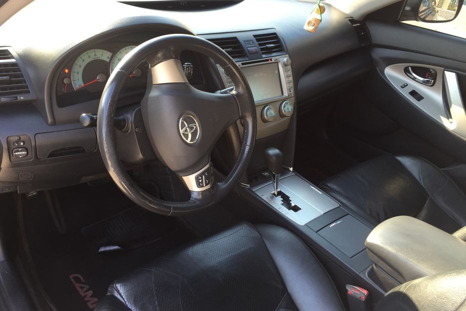 Продам Toyota Camry SE 2007 года в Киеве