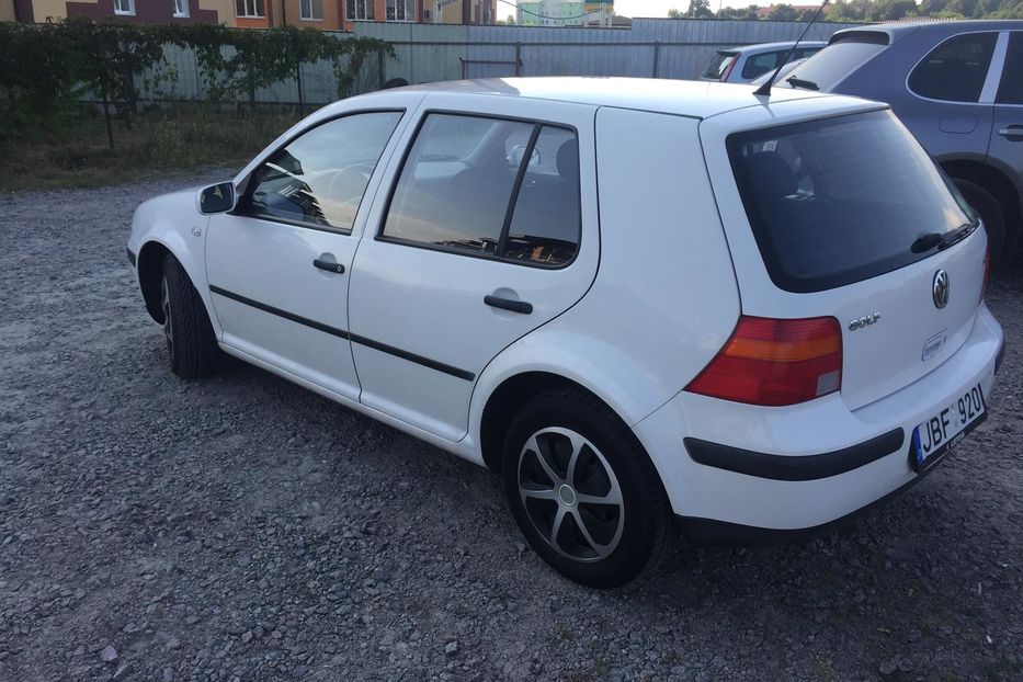 Продам Volkswagen Golf IV 2001 года в Киеве