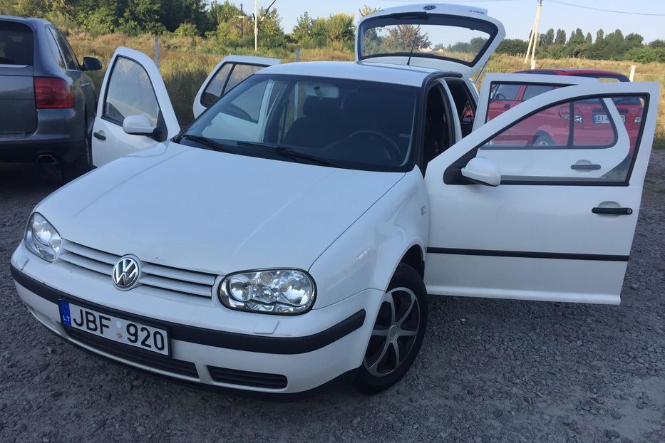 Продам Volkswagen Golf IV 2001 года в Киеве