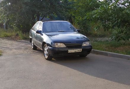 Продам Opel Omega A 1988 года в Харькове