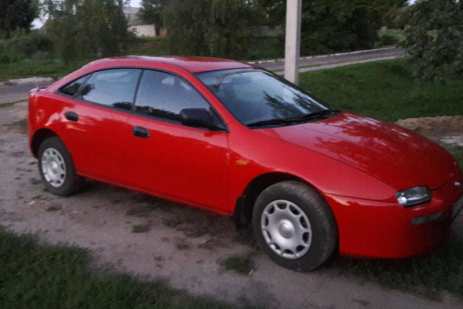 Продам Mazda 323 1995 года в Харькове