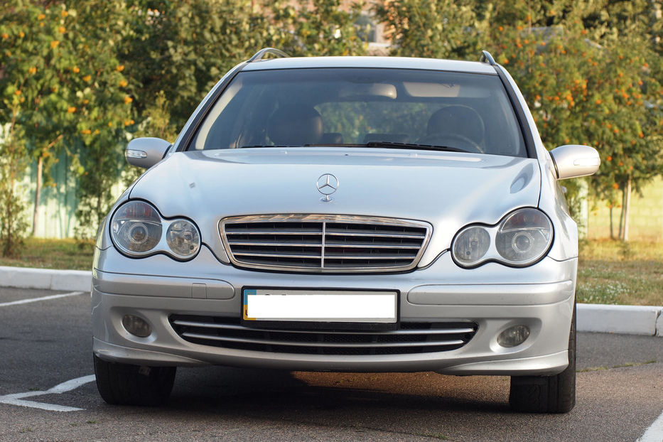 Продам Mercedes-Benz C-Class 2004 года в Черкассах