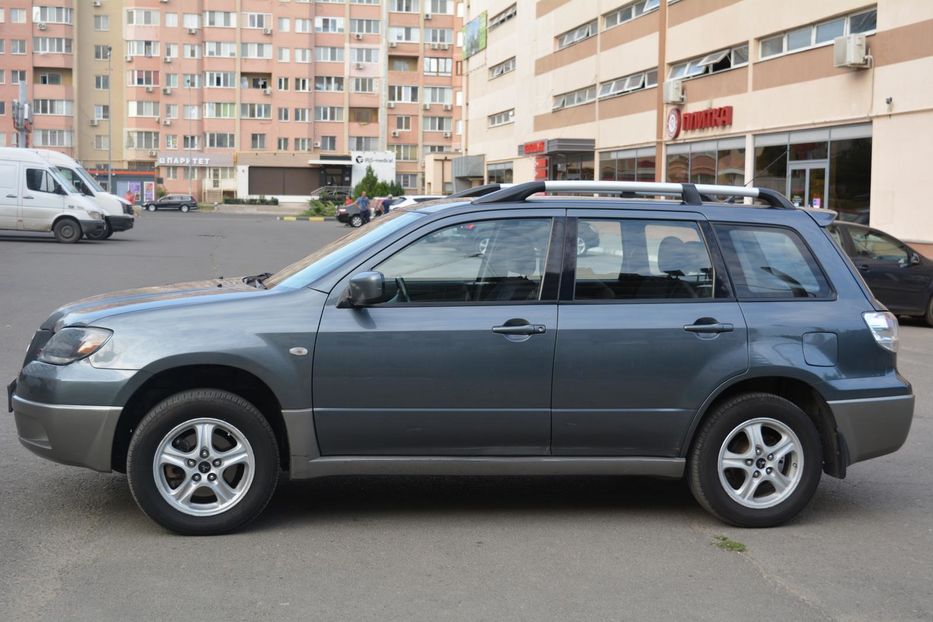 Продам Mitsubishi Outlander 2003 года в Одессе