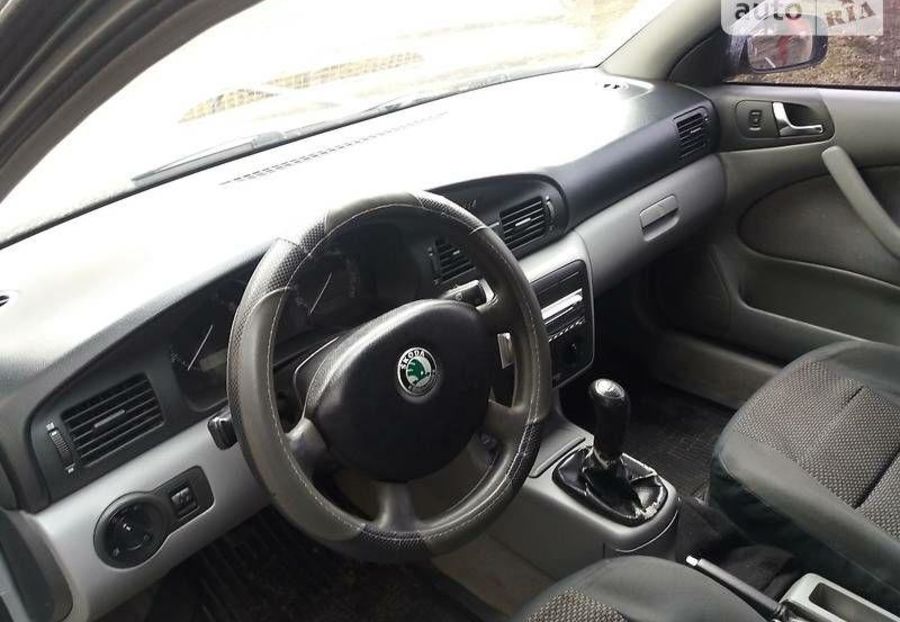 Продам Skoda Octavia 2003 года в Харькове