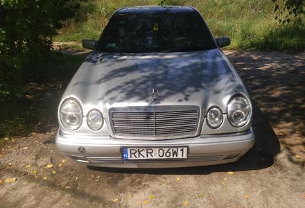 Продам Mercedes-Benz E-Class 1997 года в Киеве