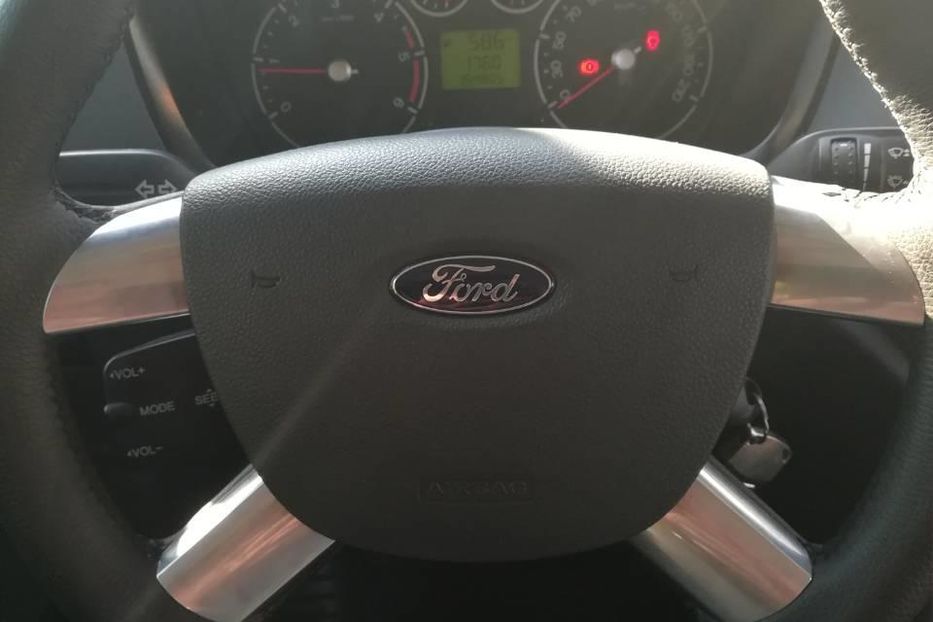 Продам Ford Transit пасс. 2012 года в Киеве