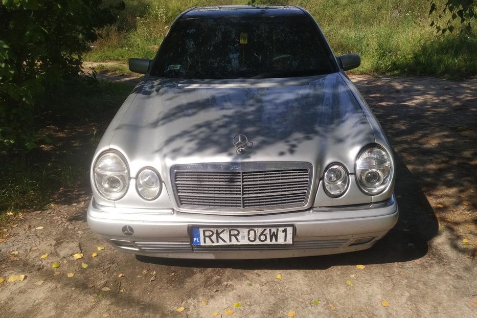 Продам Mercedes-Benz E-Class 1997 года в Киеве