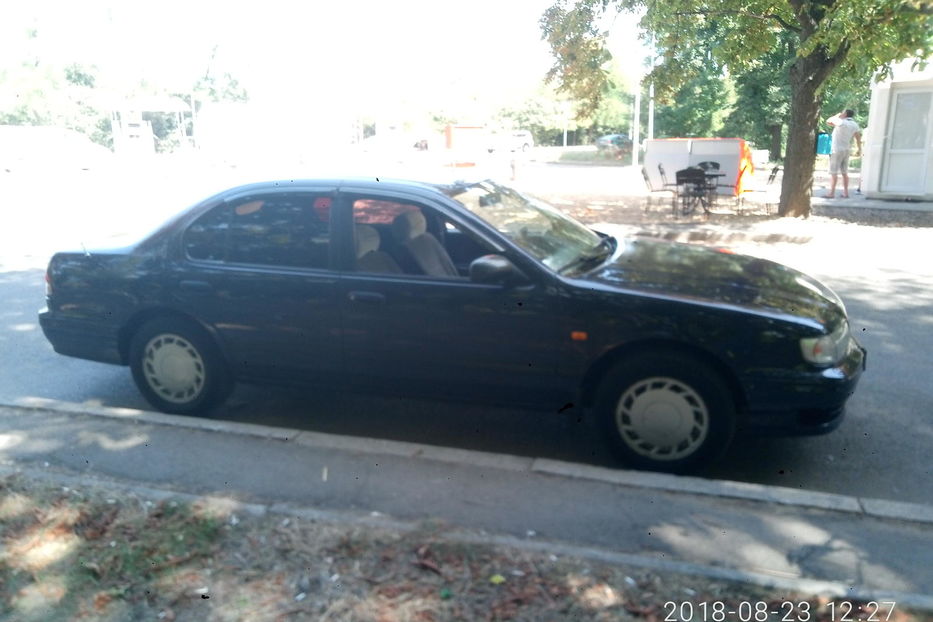 Продам Nissan Maxima 1995 года в Одессе