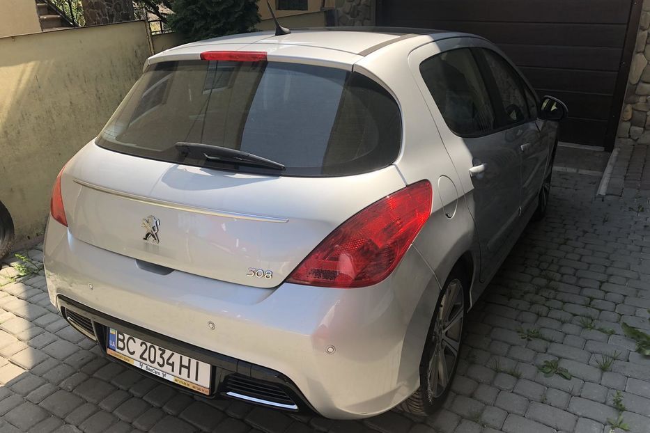 Продам Peugeot 308 2013 года в Львове