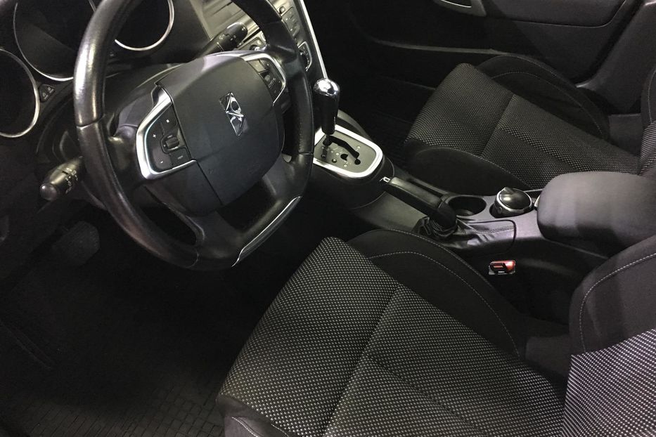 Продам Citroen DS4 2012 года в Киеве