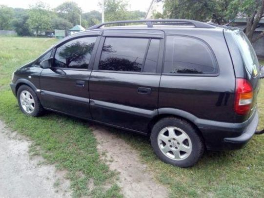 Продам Opel Zafira 2000 года в г. Знаменка, Кировоградская область