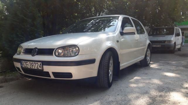 Продам Volkswagen Golf IV 1998 года в Ивано-Франковске