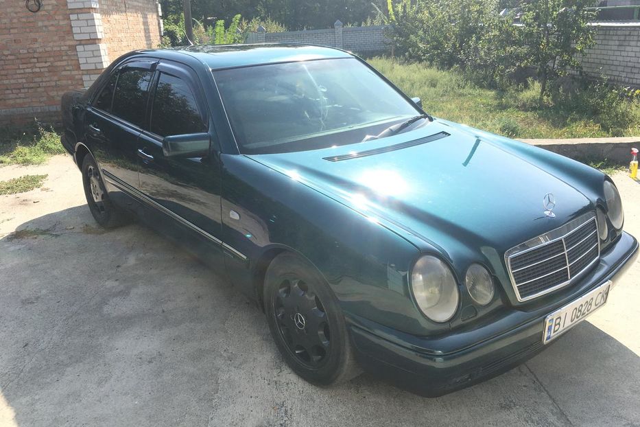 Продам Mercedes-Benz 210 3.0 TDI 1998 года в г. Новые Санжары, Полтавская область