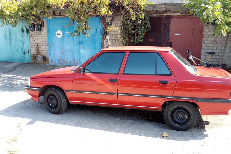 Продам Renault 9 1988 года в г. Южноукраинск, Николаевская область