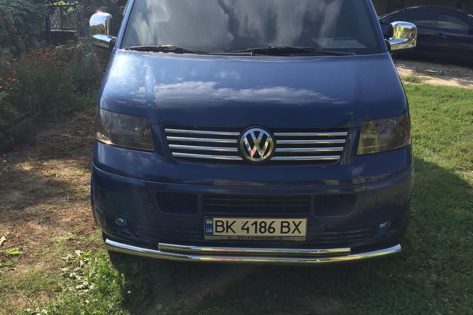 Продам Volkswagen T5 (Transporter) пасс. 2006 года в Ровно