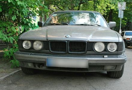 Продам BMW 750 1991 года в Киеве