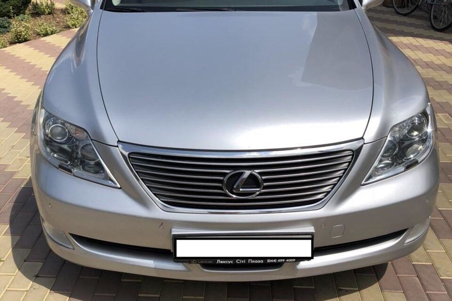 Продам Lexus LS 460 2010 года в Киеве