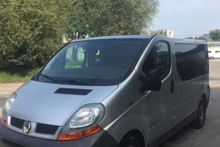 Продам Renault Trafic пасс. 2005 года в Львове