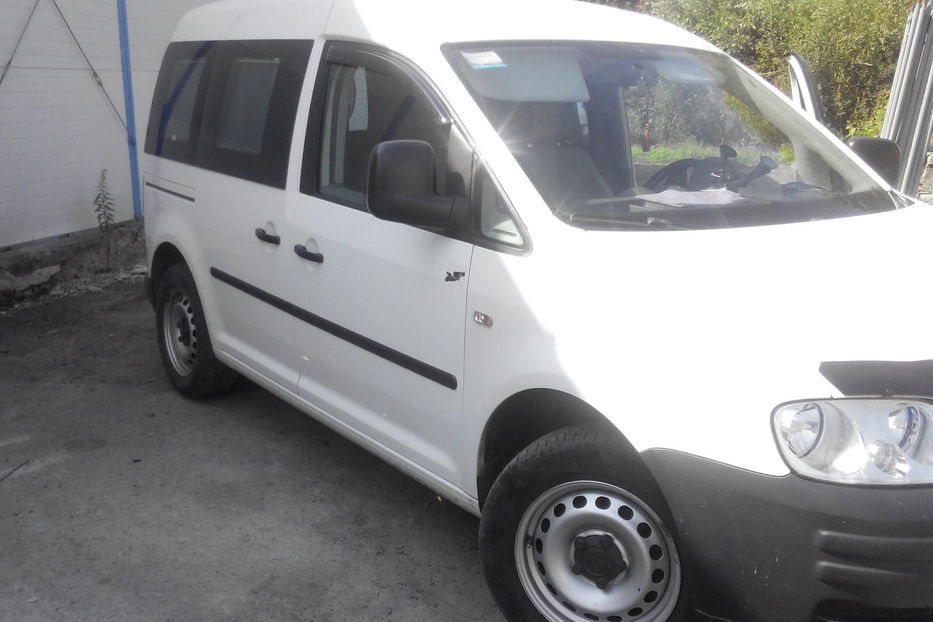 Продам Volkswagen Caddy пасс. 2010 года в Ровно