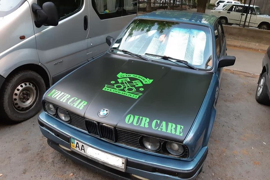 Продам BMW 320 1988 года в Киеве