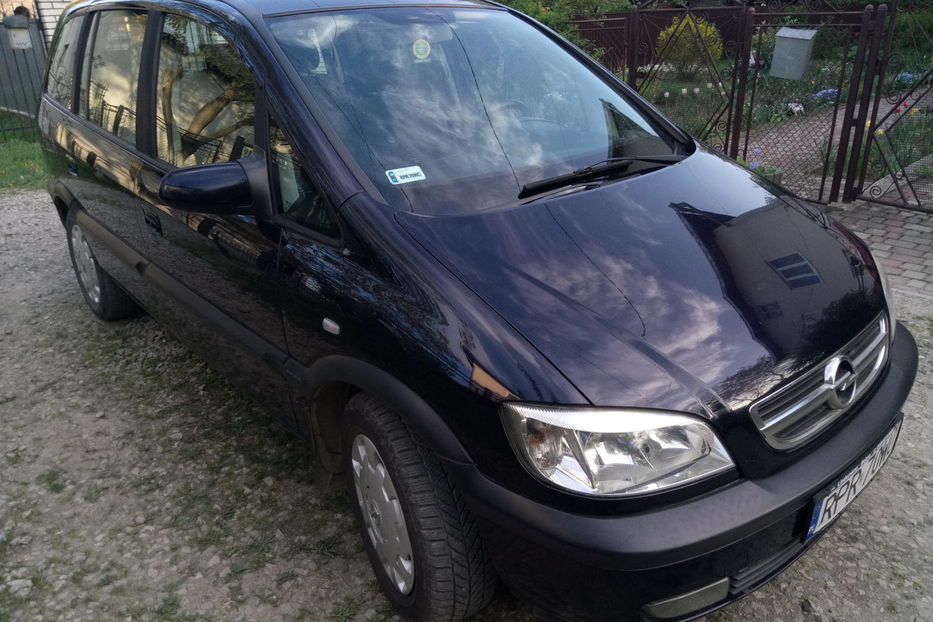 Продам Opel Zafira 2.0 DTi 2004 года в Ивано-Франковске