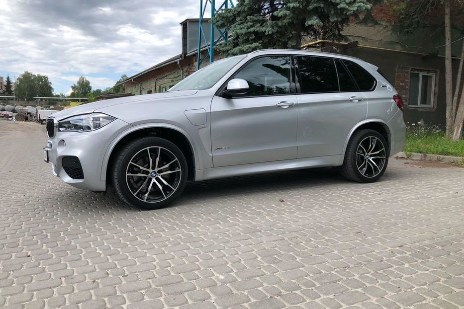 Продам BMW X5 40Edrive Hybrid 2017 2017 года в Львове