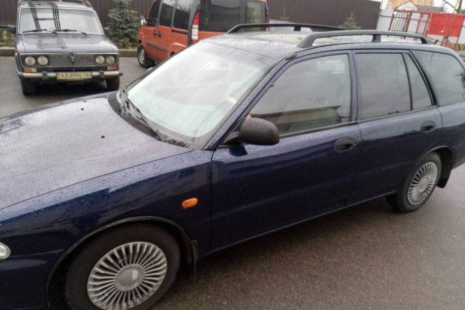 Продам Mitsubishi Lancer 1995 года в Киеве