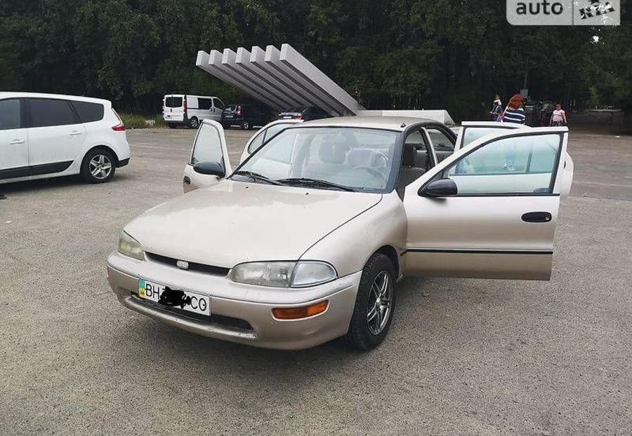 Продам Toyota Corolla E100(Geo Prizm)  1995 года в Одессе