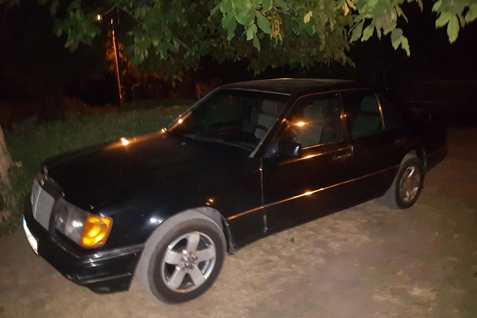 Продам Mercedes-Benz 280 1992 года в Харькове