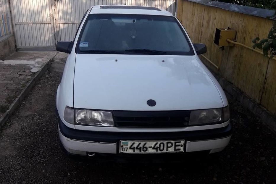 Продам Opel Vectra A 1989 года в г. Коломыя, Ивано-Франковская область