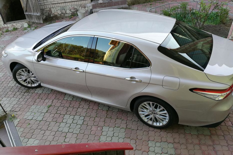 Продам Toyota Camry 2018 года в Виннице