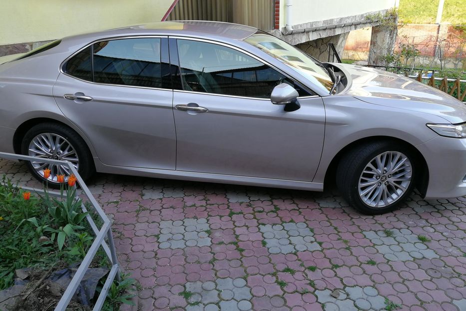 Продам Toyota Camry 2018 года в Виннице