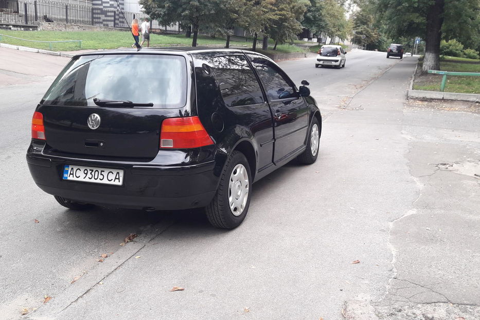 Продам Volkswagen Golf IV GAZ 2000 года в Киеве