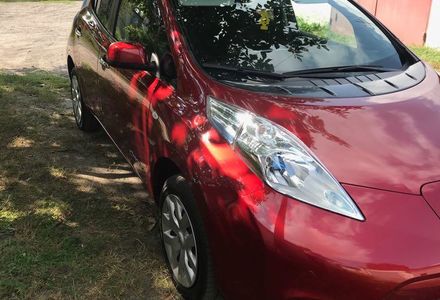 Продам Nissan Leaf 2013 года в Киеве