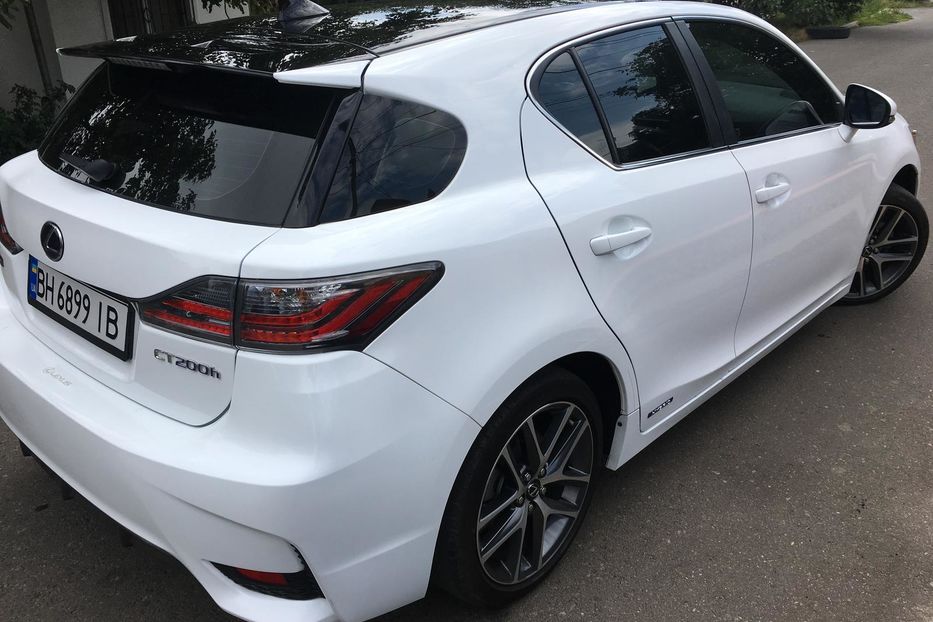 Продам Lexus CT 2016 года в Одессе