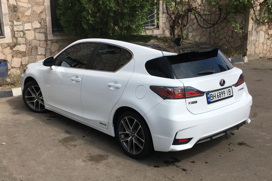 Продам Lexus CT 2016 года в Одессе