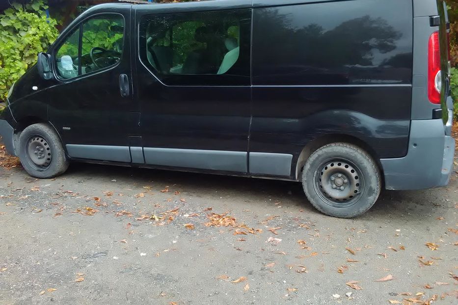 Продам Opel Vivaro пасс. грузо-пассажир 2013 года в Киеве