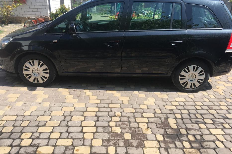 Продам Opel Zafira 2012 года в Виннице