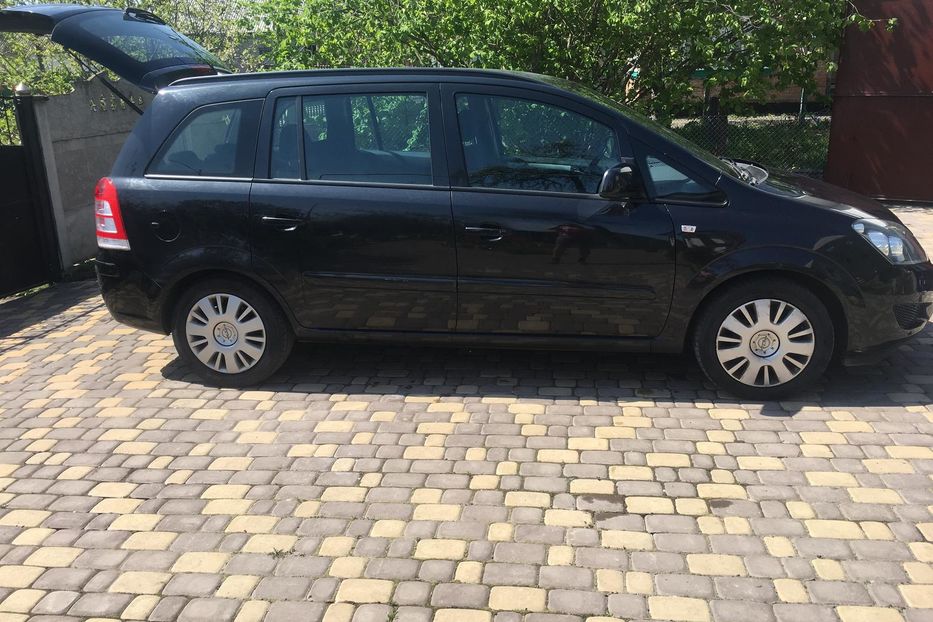 Продам Opel Zafira 2012 года в Виннице