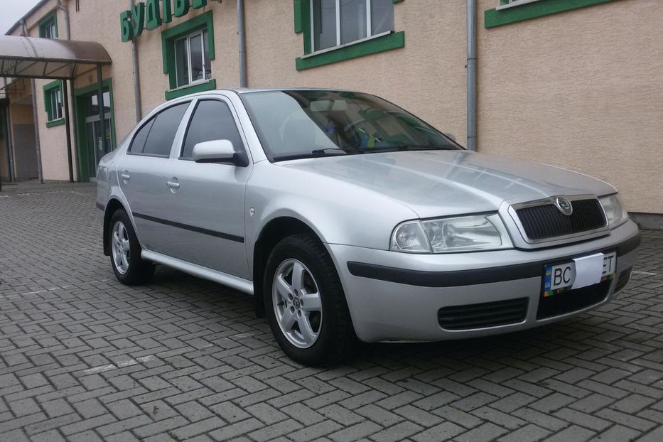 Продам Skoda Octavia Tour 2004 года в Львове