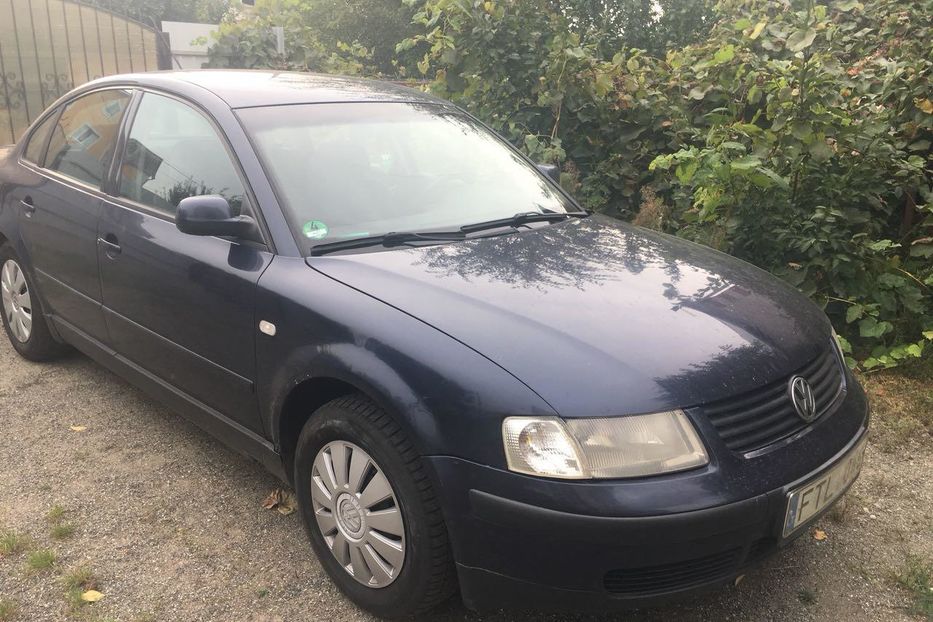 Продам Volkswagen Passat B5 1.6 AHL 1998 года в Киеве