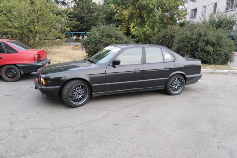 Продам BMW 525 Е34 1991 года в г. Комсомольск, Полтавская область